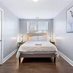 Your Cozy One Bedroom Midtown