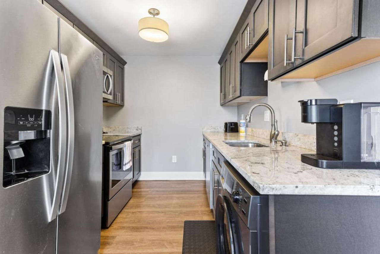 Your Cozy One Bedroom Midtown Detroit