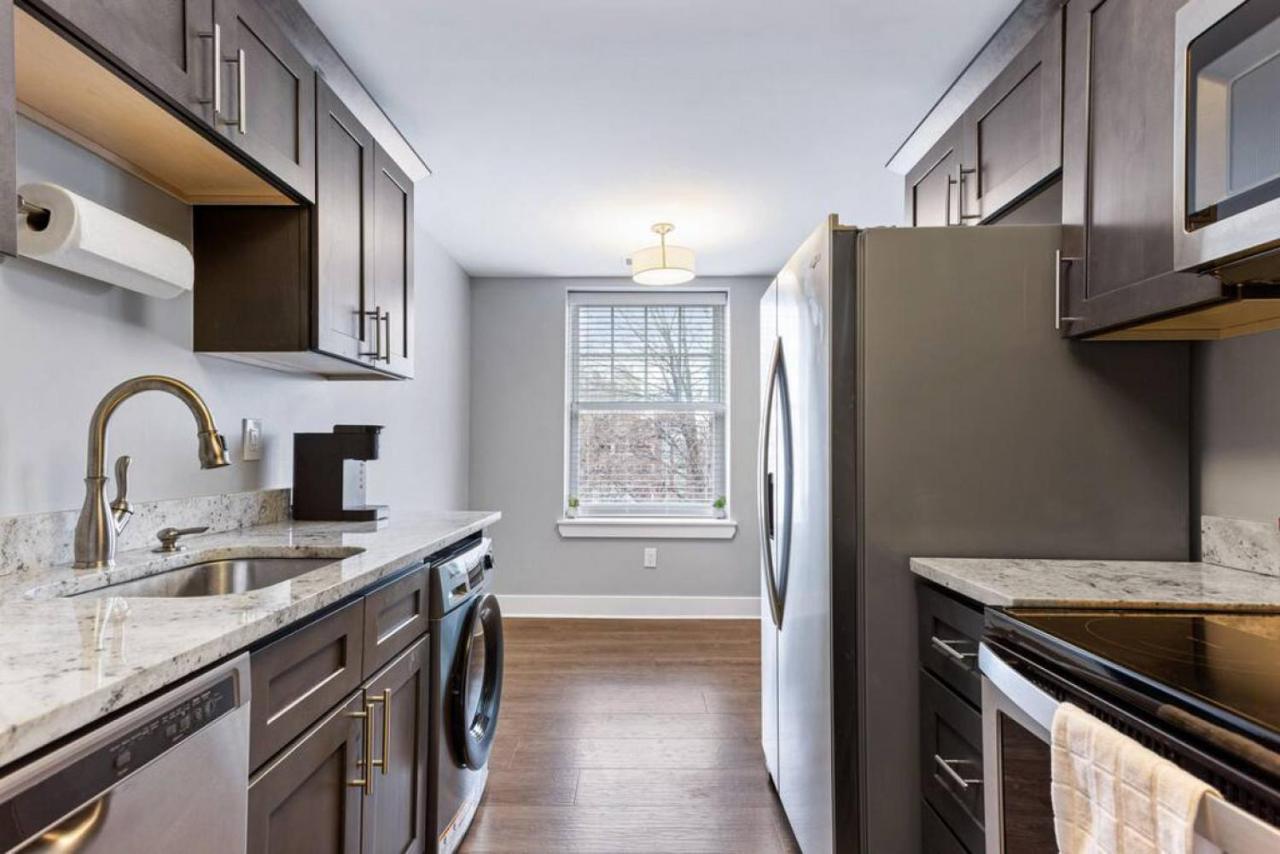 Apartment Your Cozy One Bedroom Midtown *