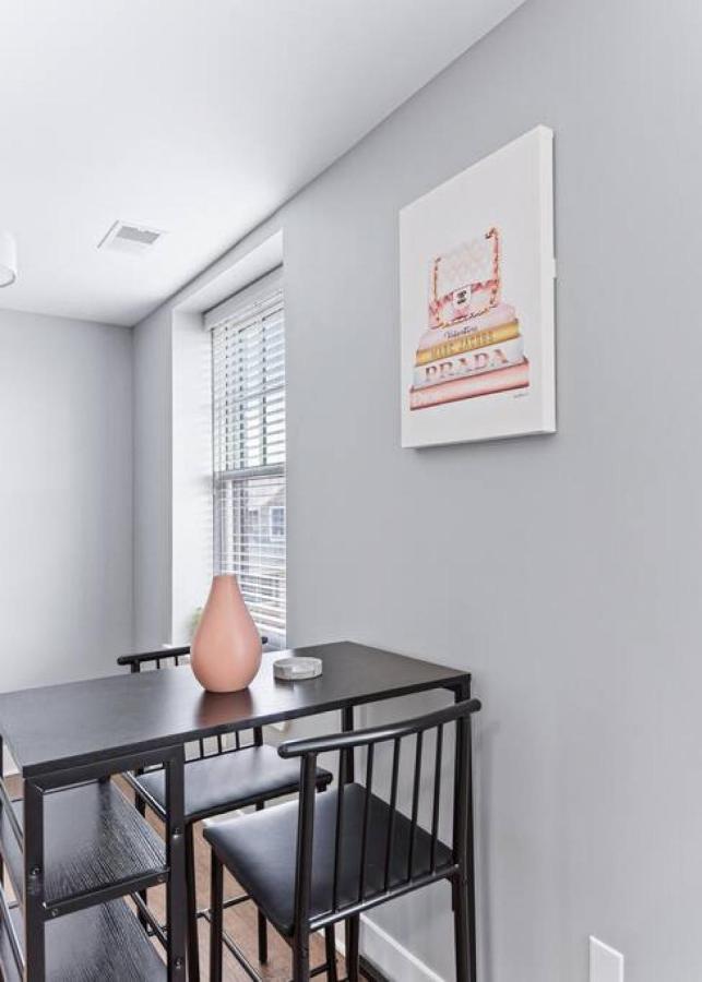 Your Cozy One Bedroom Midtown Apartment